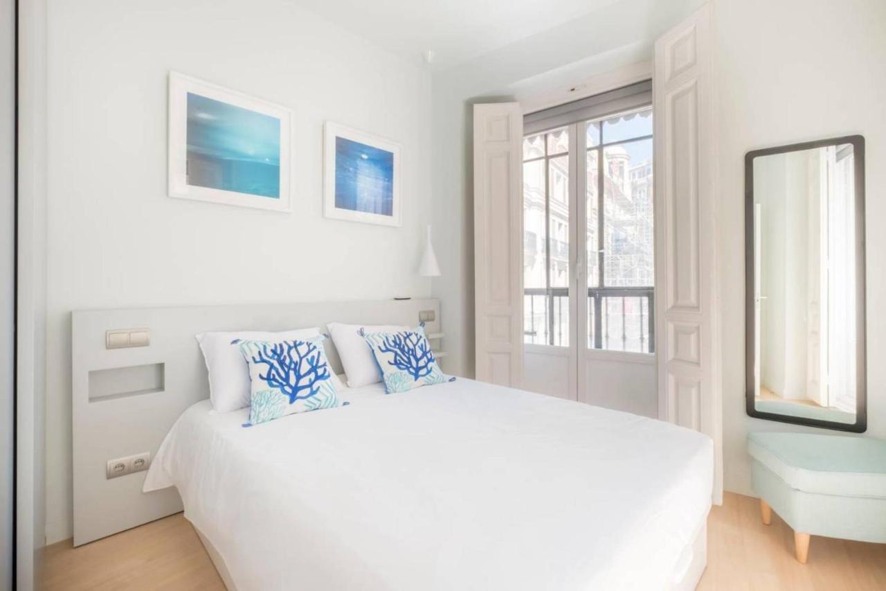 Апартаменты Apartamento Callao Мадрид Экстерьер фото