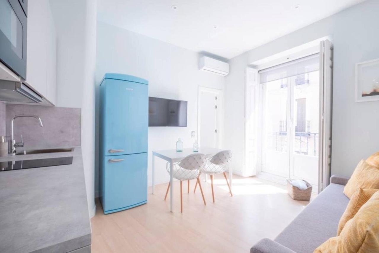 Апартаменты Apartamento Callao Мадрид Экстерьер фото